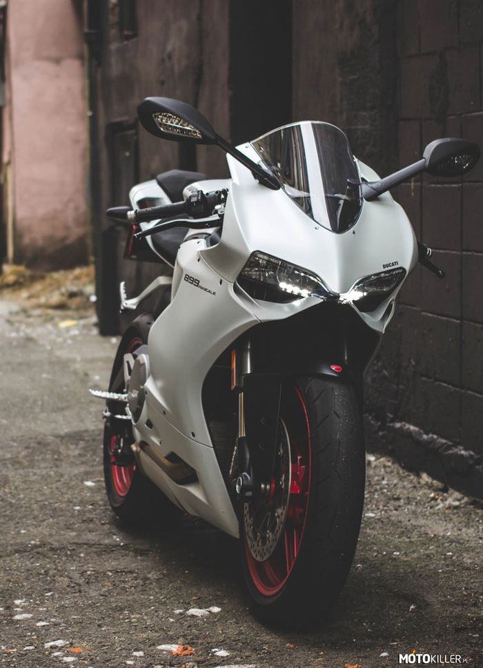 899 Panigale – Ducati 
