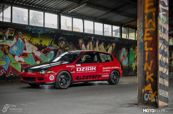 Civic EG6 DZIAK Motorsport – Chyba najszybszy Civic w Polsce i jeden z najszybszych w Europie.
B16a2 o mocy 550KM robi wrażenie. 