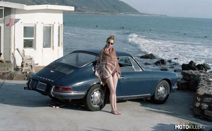 Porsche 912 –  