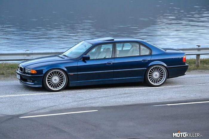 BMW 740i –  