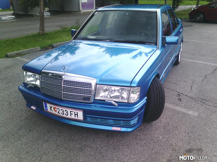 Merc napotkany w Austrii – Mercedes 190 silnik 2,3 uturbiony zdjęcie robione przeze mnie w Austrii. 