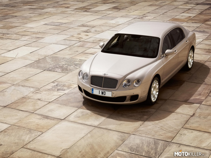 Bentley Continental Flying Spur –  