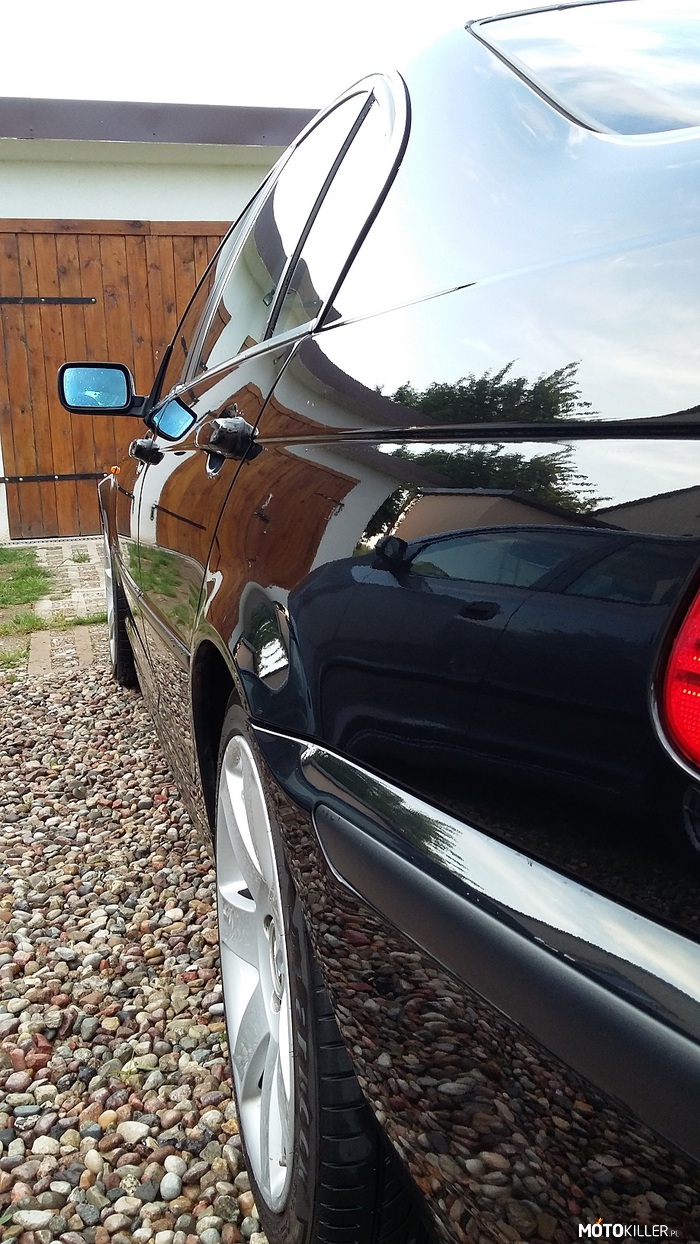 Polerowanie lakieru - BMW 330d – Efekt po polerowaniu. 