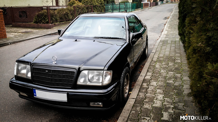Mercedes-Benz c124 – Mój Mercedes 124 coupe 1991 3.0 benzyna.  Kupiony pół roku temu i ciągle doprowadzany do jak najlepszego stanu. Co myślicie? 