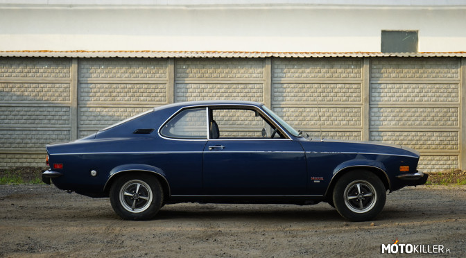 Opel Manta A Luxus 1973 – Auto znalezione na stronie aukcyjnej. Czy wy też macie tak, że te starsze samochody mają to coś niż nowe? 