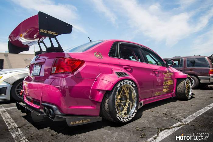 Subaru STi Pink –  