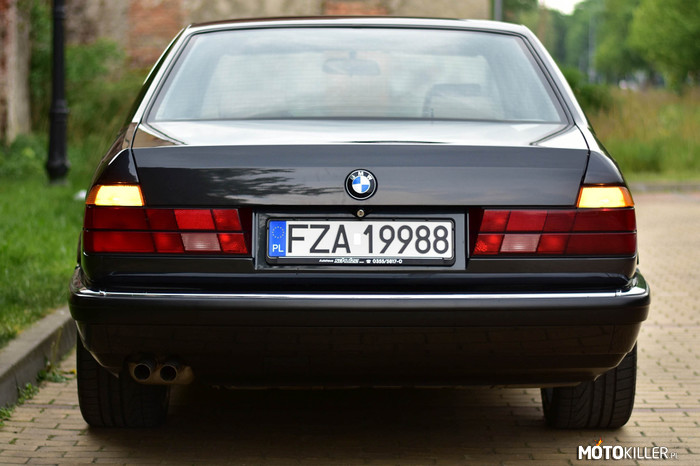 BMW E32 735i 1988 –  
