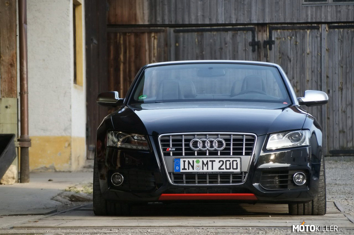 Audi S5 –  
