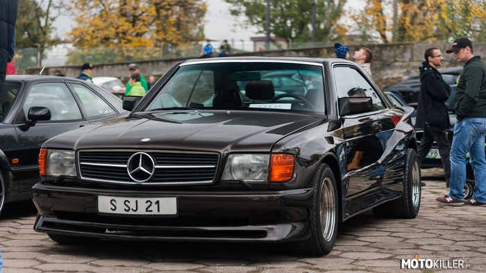 Mercedes W126 –  