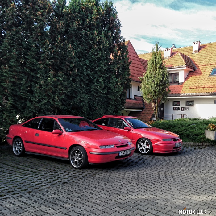 Opel Calibra – Moje dwie Calibry. Pierwsza w moim posiadaniu już 2 lata, rocznik 91, a pod maską c20ne. Druga nabyta dość niedawno, rocznik 92, pakiet steinmetz, full opcja a pod maską 3.0 v6 