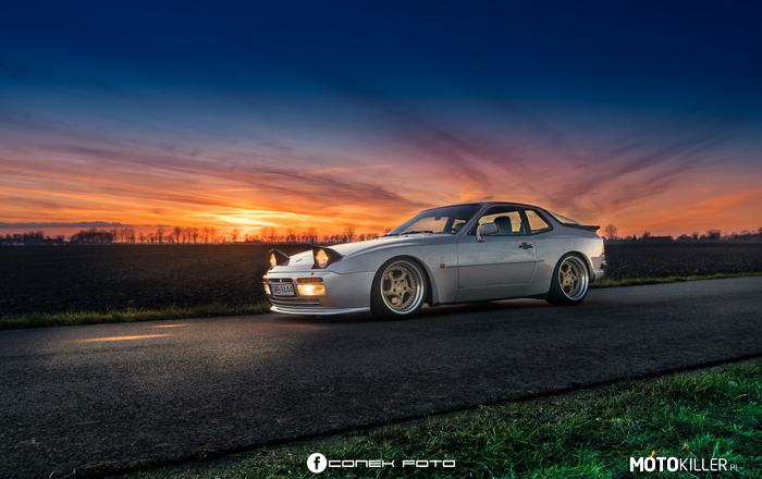 Sunset Porsche 944 Turbo –  