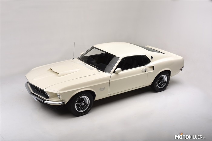 Ford Mustang Boss 429 –  