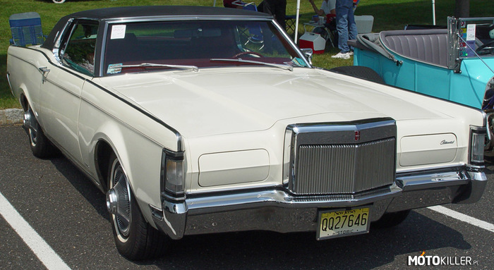 Lincoln Mark III –  