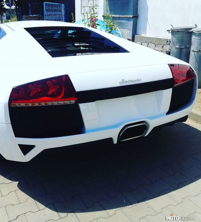 Lamborghini Murcielago –  