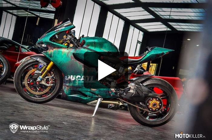 Ducati 1199s Tricolor Rusty Design –  