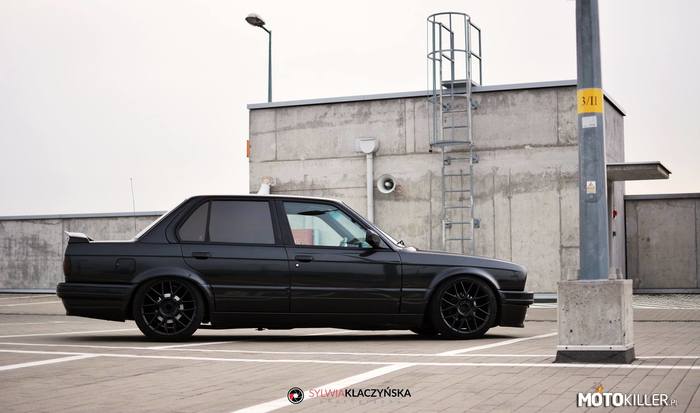 BMW E30 –  