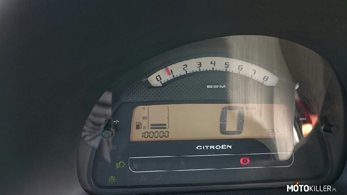 Citroen C2 VTR – Od nowości u nas, pierwsze 100 000 dokładnie w jego 10 urodziny. 
