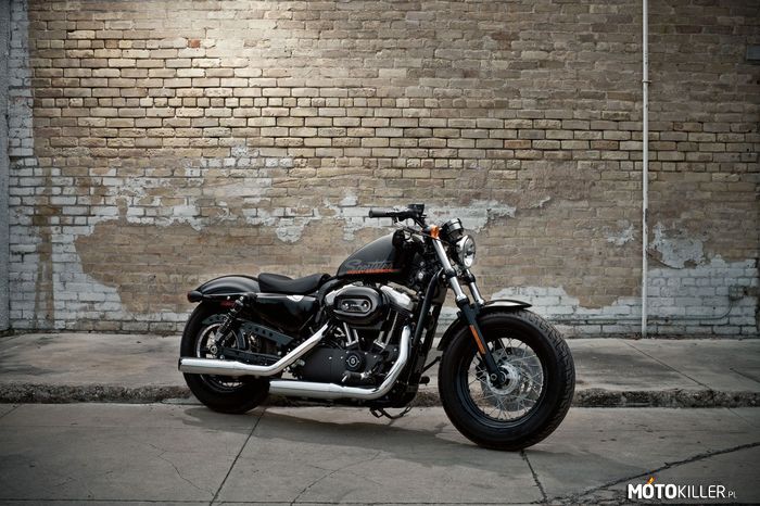 Harley-Davidson Sportster Forty-Eight –  