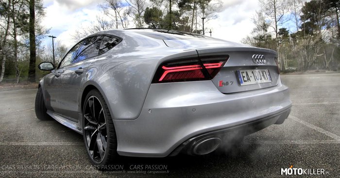 Audi RS7 –  