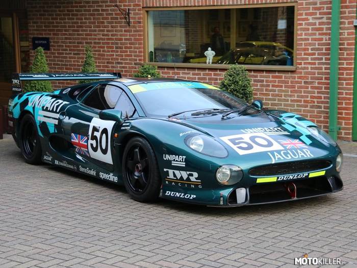 Jaguar XJ220 C TWR Works zwycięzca Le Mans w klasie GT –  