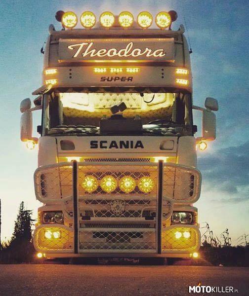 Scania S-u-p-e-r V8 –  