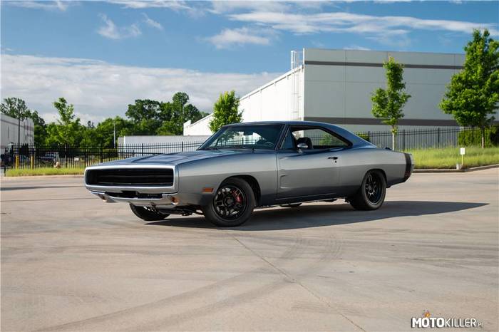 Dodge Charger R/T –  