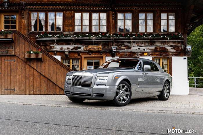 Rolls-Royce Phantom Coupe –  