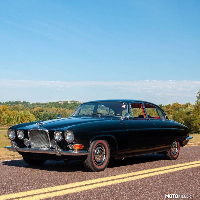 Jaguar MK 10 –  