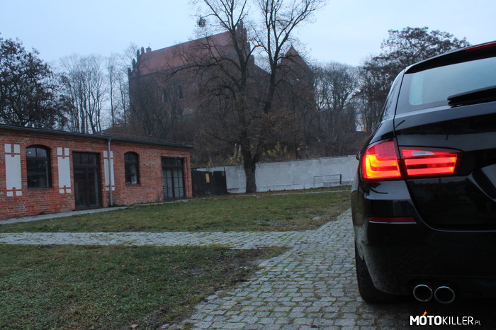 BMW F11 i Zamek w Nidzicy –  
