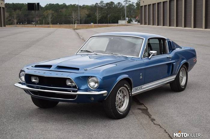 Ford Shelby Mustang GT500 –  