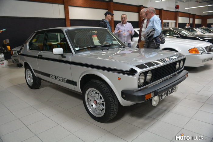 Fiat 128 Sport –  