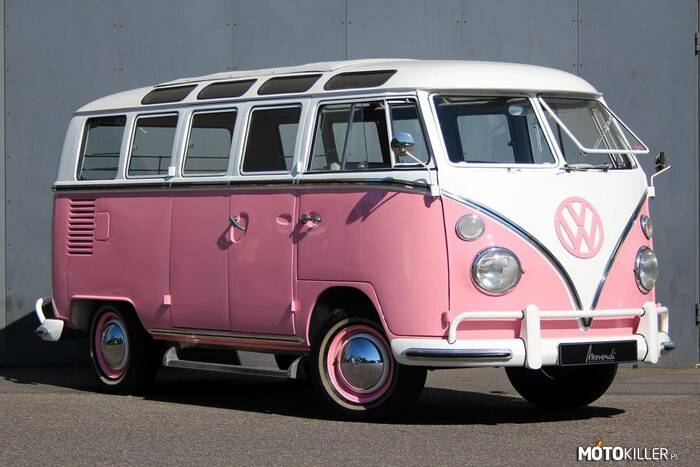 Volkswagen Samba Bus –  