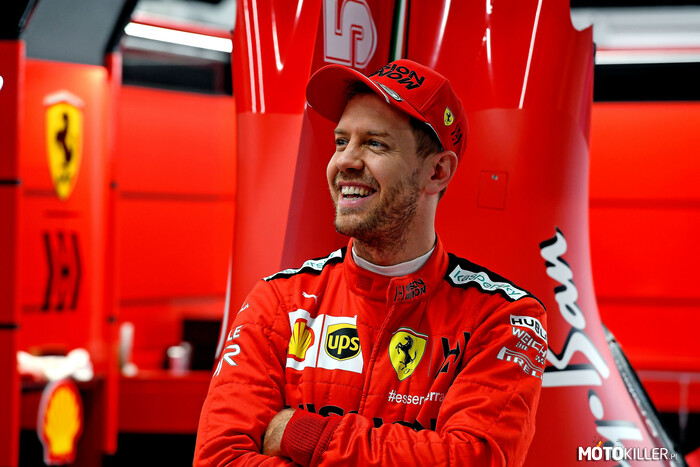Sebastian Vettel zmienia zespół! – 4-krotny mistrz świata Formuły 1, Sebastian Vettel, znalazł miejsce dla siebie w F1 na kolejne sezony po decyzji Ferrari, które nie przedłużyło z nim kontraktu. Niemiec podpisał z zespołem Racing Point (od przyszłego sezonu Aston Martin) wieloletnią umowę. Jego partnerem zespołowym będzie Kanadyjczyk Lance Stroll, syn właściciela zespołu.


Vettel o przejściu do Aston Martin:

„Cieszę się, że w końcu mogę podzielić się tą ekscytującą wiadomością o mojej przyszłości. Jestem niezwykle dumny, mogąc powiedzieć, że zostanę kierowcą Astona Martina w 2021 roku. To dla mnie nowa przygoda z prawdziwie legendarną firmą samochodową. Jestem pod wrażeniem wyników, które zespół osiągnął w tym roku i wierzę, że przyszłość wygląda jeszcze jaśniej. Energia i zaangażowanie Lawrence’a [Stroll’a] w ten sport są inspirujące i wierzę, że razem możemy stworzyć coś wyjątkowego. Wciąż kocham Formułę 1 i moją jedyną motywacją jest ściganie się na czele stawki. Zrobienie tego z Aston Martinem będzie ogromnym przywilejem ”. 
