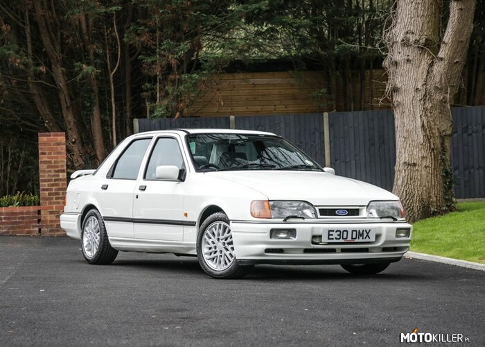 Ford Sierra Sapphire RS Cosworth –  
