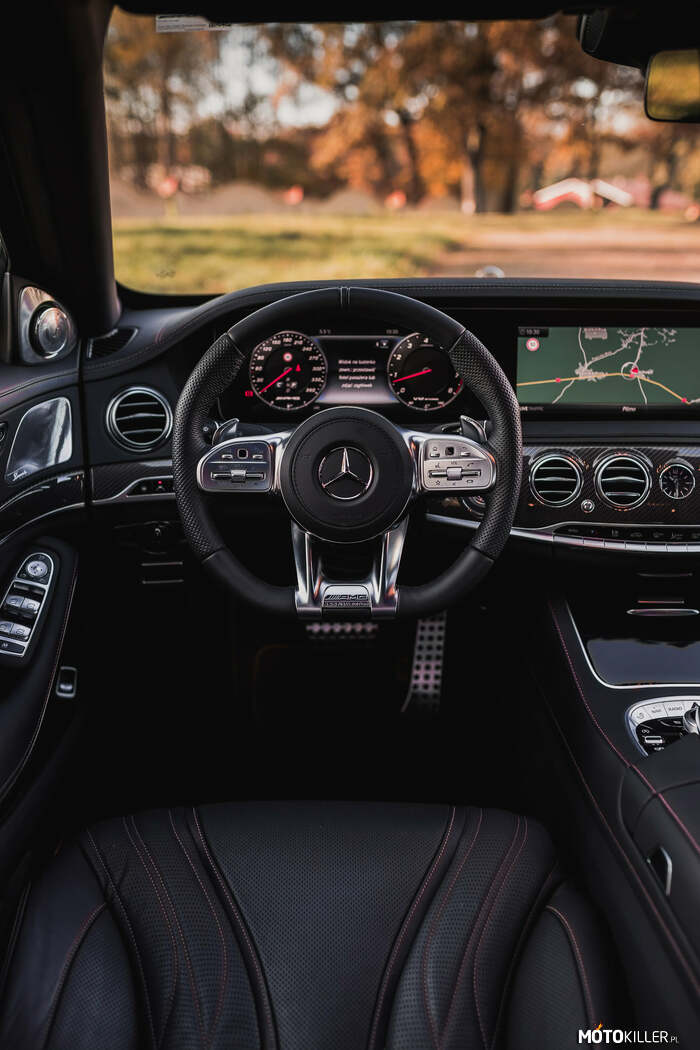 Mercedes interior –  