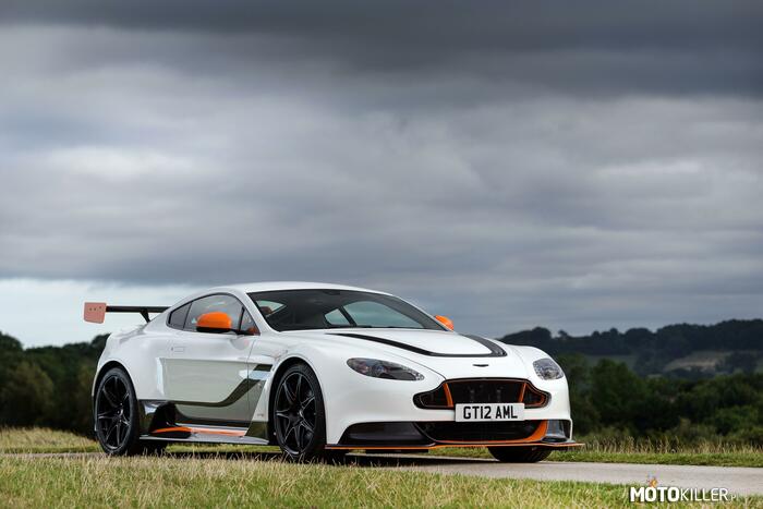 Aston Martin Vantage GT12 –  
