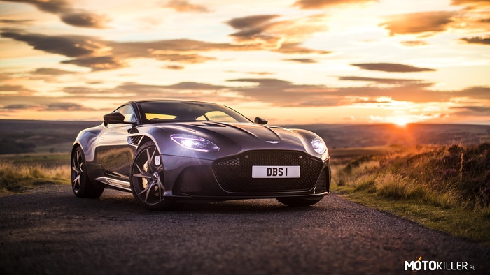 Aston Martin DBS Superleggera –  