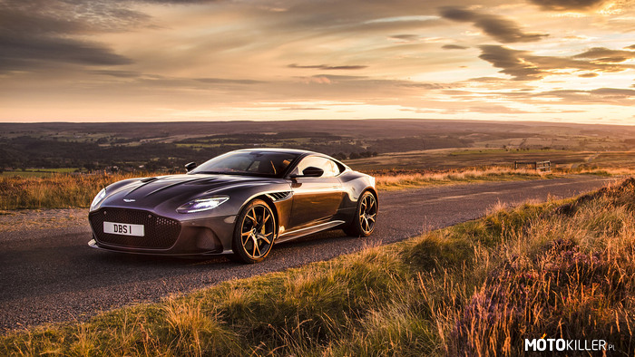 Aston Martin DBS Superleggera Volante –  