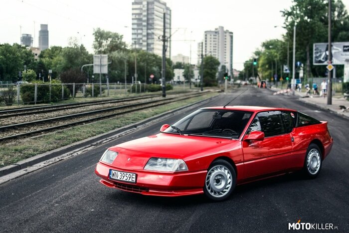 Renault Alpine GTA V6 Turbo – Samochód sportowy klasy kompaktowej produkowany przez francuską markę Alpine w latach 1984-1991. Został zaprezentowany pod koniec 1984, był bazowany na Alpine A310. Nazwa GTA oznacza Grand Tourisme Alpine. Samochód przypominał swojego poprzednika zarówno sylwetką, jak i rozwiązaniami konstrukcyjnymi, był jednak od niego znacznie bardziej nowoczesny i zaawansowany technicznie. W 1985 roku wprowadzony został model V6 Turbo, do którego napędu został użyty turbodoładowany silnik V6 o pojemności 2,5 l, który osiągał moc 200 KM i moment obrotowy 285 Nm. Dzięki niskiej masie pojazdu, wystarczało to do osiągnięcia prędkości 250 km/h i przyspieszenia do 100 km/h w 6,3 sekundy. Samochód oferował więc dynamikę porównywalną z konkurencją spod znaku Porsche, będąc od niej znacznie tańszym. Produkcję GTA zakończono w 1991 roku, przez cały okres produkcji powstało 6494 egzemplarzy Alpine GTA, w większości były to V6 Turbo. 