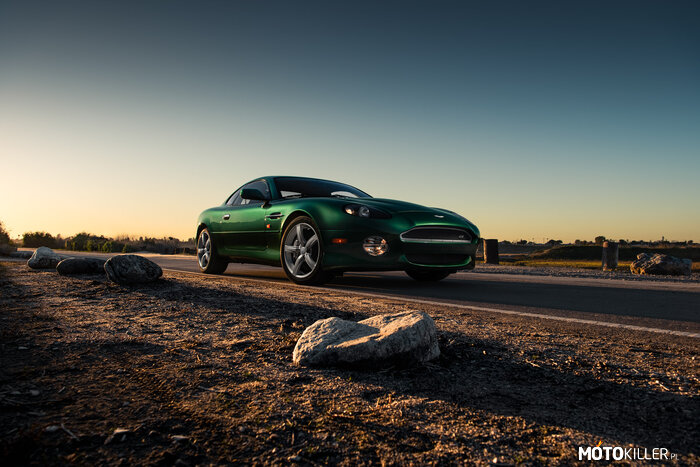 Aston Martin DB7 GT –  