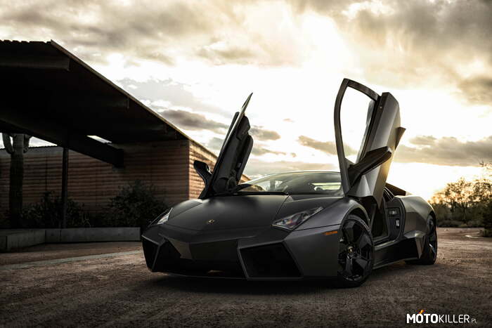 Lamborghini Reventon –  