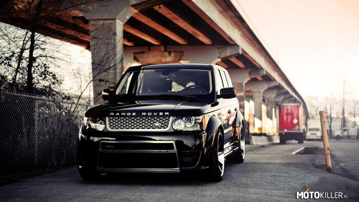 Range Rover Sport –  
