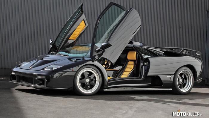 Lamborghini Diablo GT –  