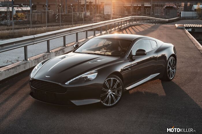Aston Martin Virage –  