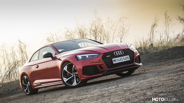 Audi RS5 Coupe –  