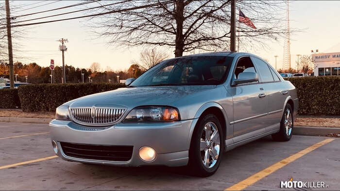 Lincoln LS V8 –  