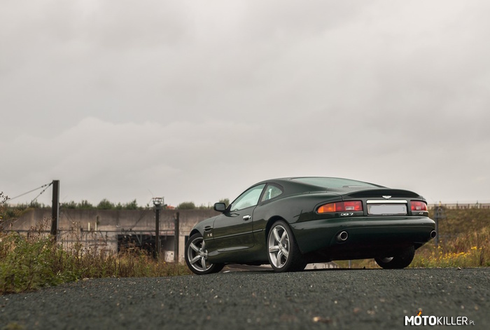 Aston Martin DB7 GT –  