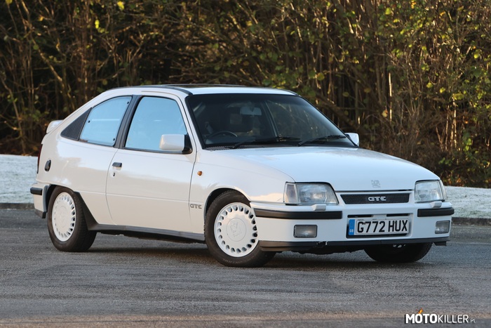 Vauxhall Astra GTE 16V –  